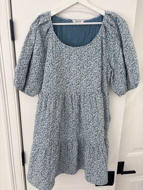 Madewell white Floral and Light Blue Quilted Lining Dress - sz L